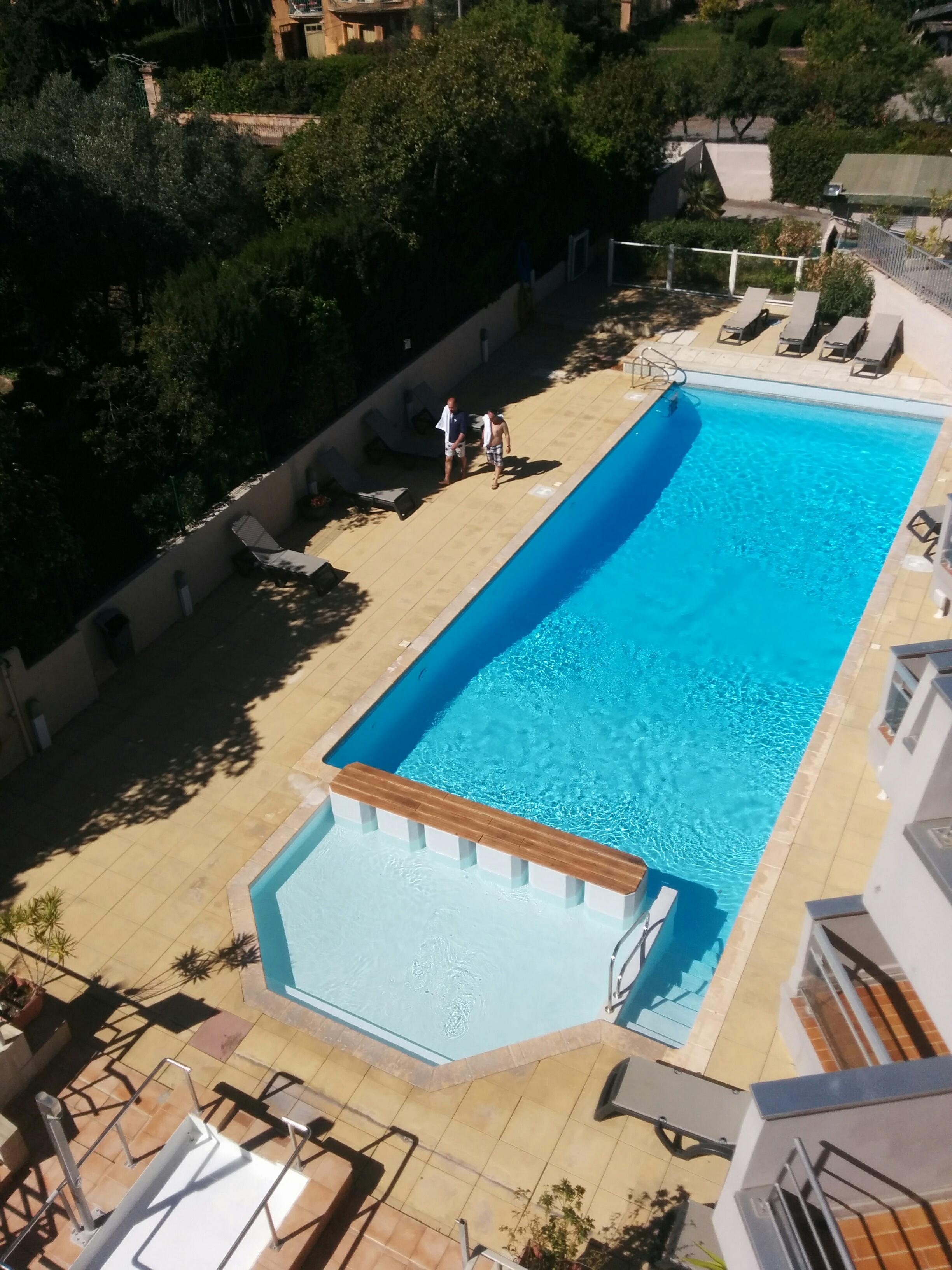 Hotel Brise De Mer - Piscine Interieure & Exterieure Saint-Raphaël Exterior foto
